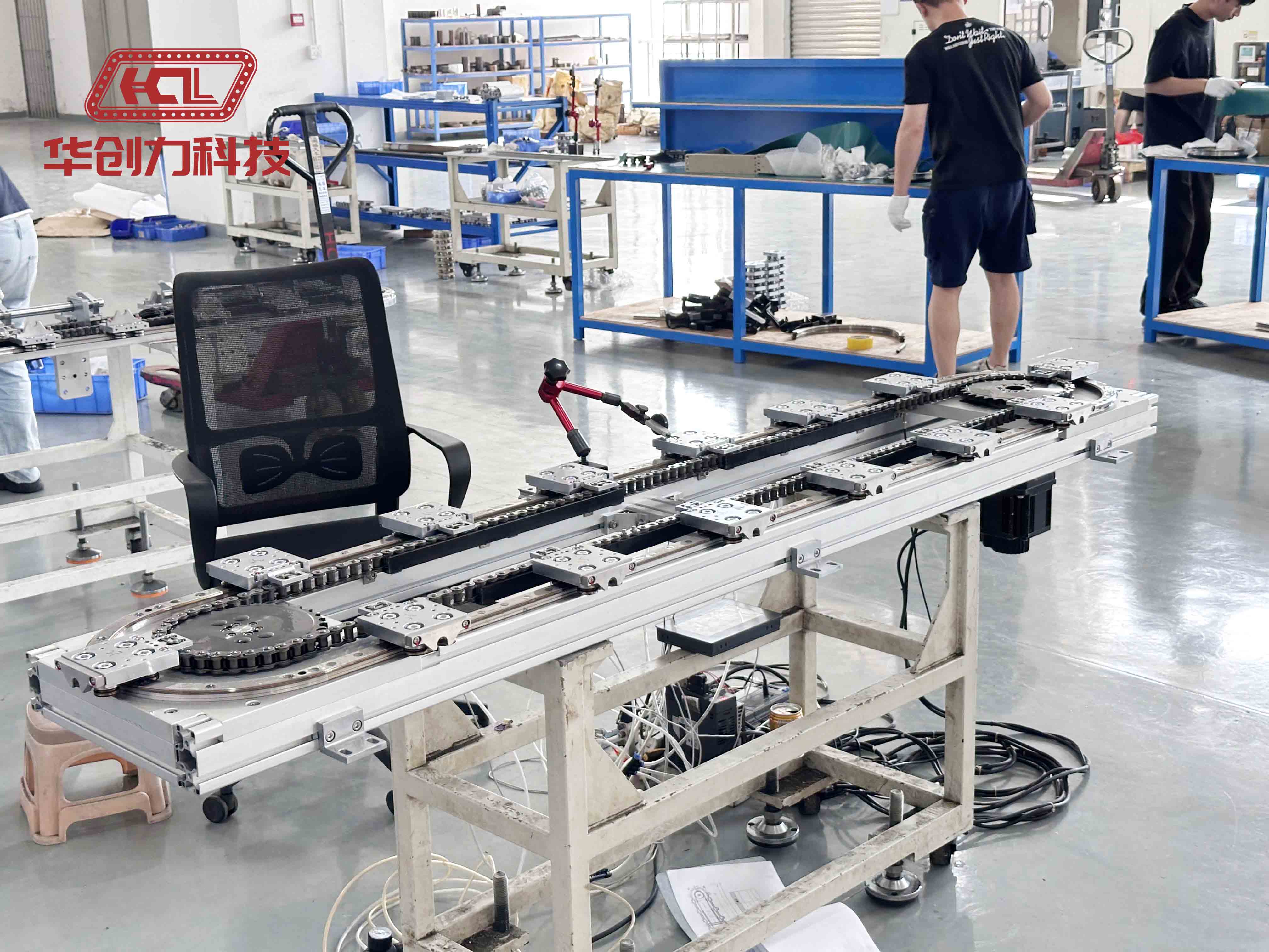 華創(chuàng)力精密環(huán)形導(dǎo)軌輸送線：±0.05mm高精度，120次/分鐘高效輸送解決方案